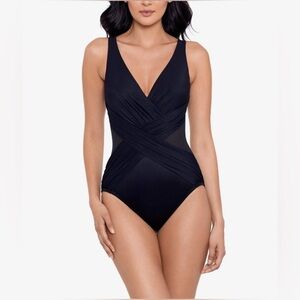 New Miraclesuit Illusionists Crossover With Mesh One Piece in Black Size 8